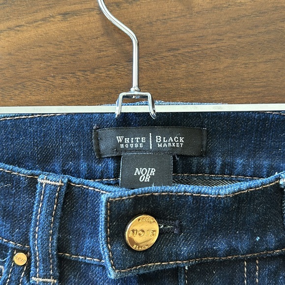 Slim fit straight leg jeans - Picture 7 of 9